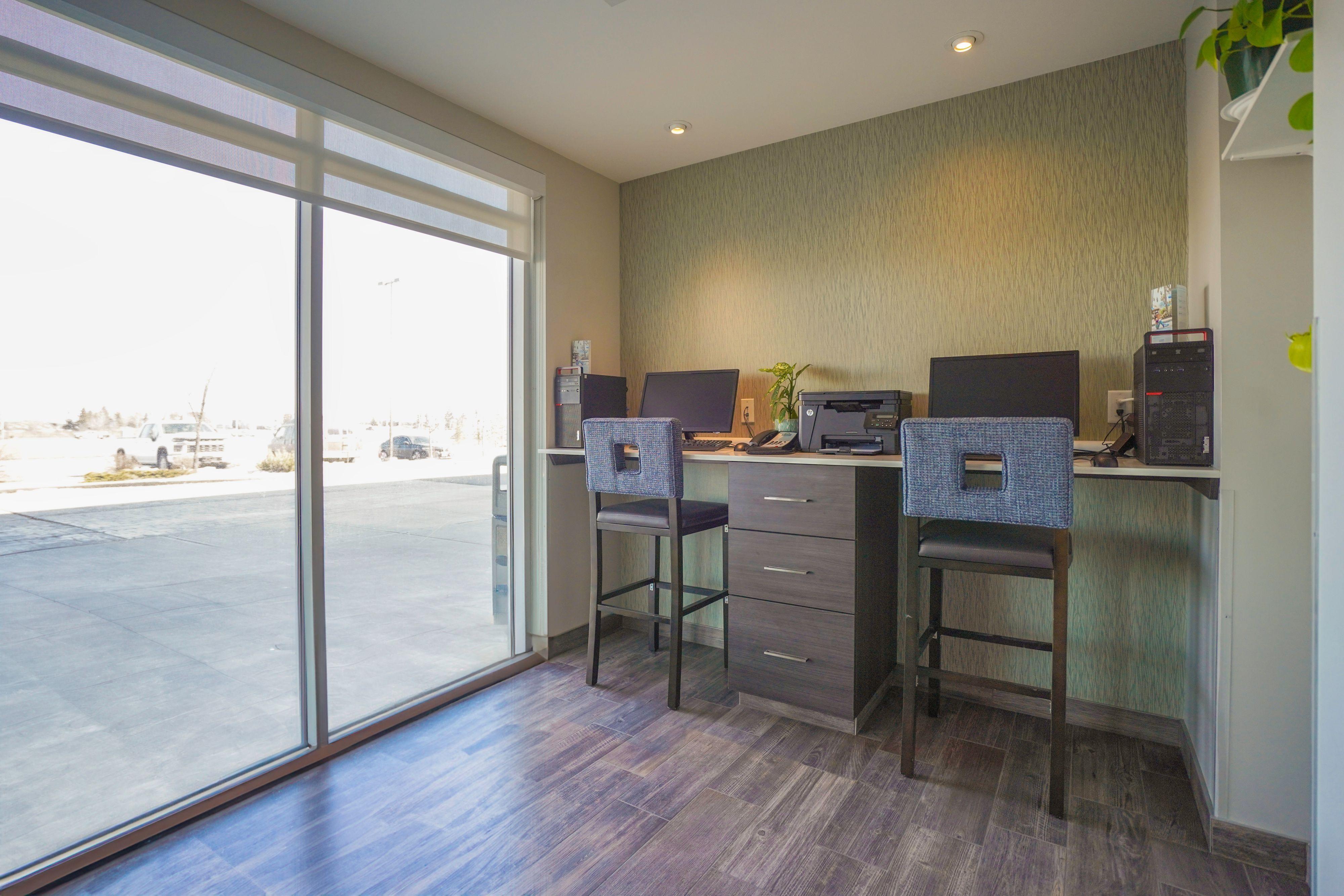 Fairfield Inn & Suites By Marriott Airdrie Exteriör bild