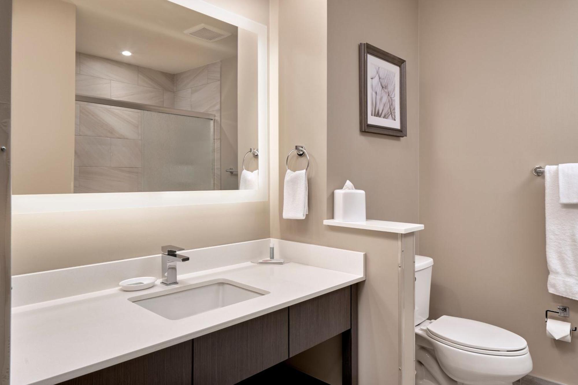 Fairfield Inn & Suites By Marriott Airdrie Exteriör bild