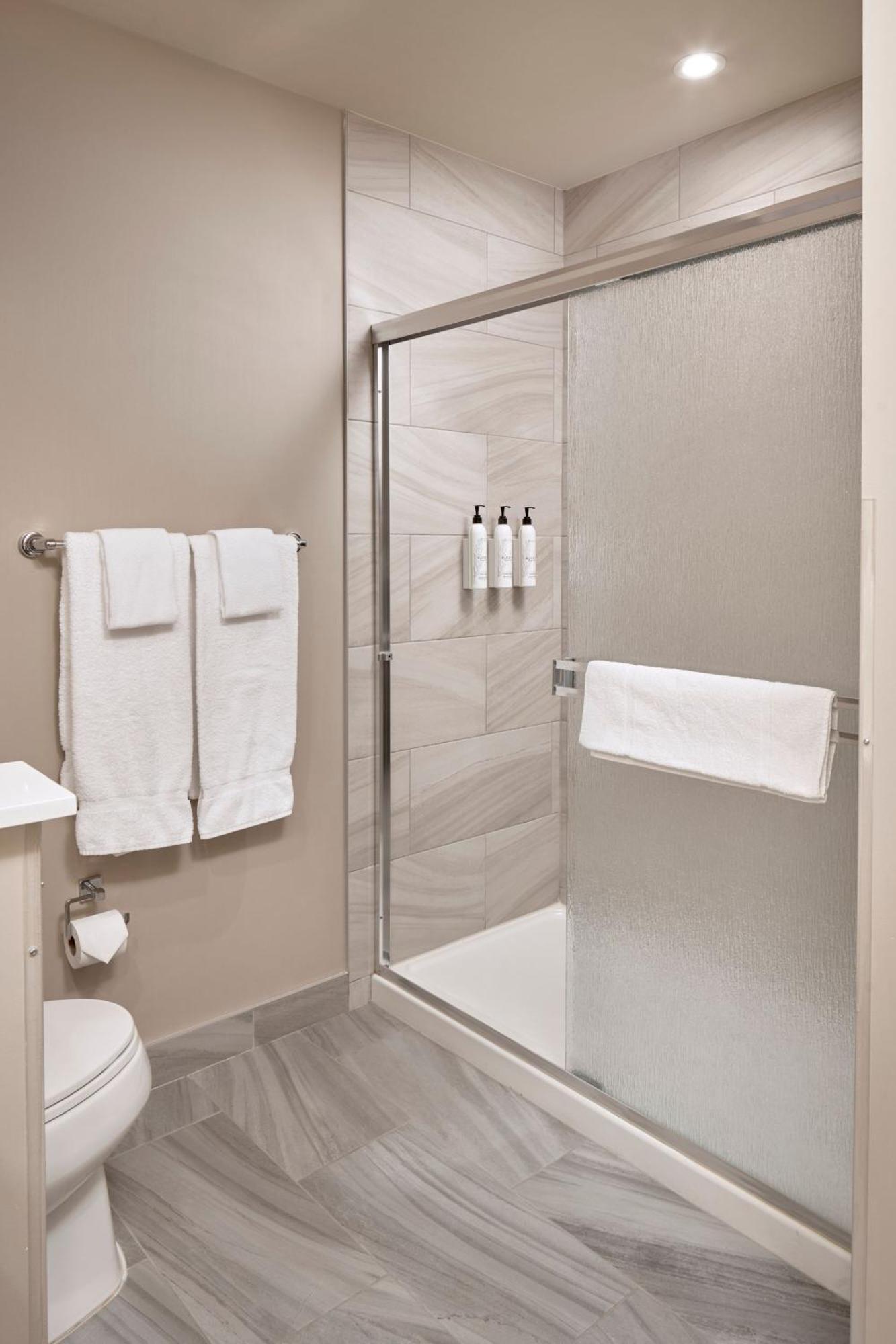 Fairfield Inn & Suites By Marriott Airdrie Exteriör bild
