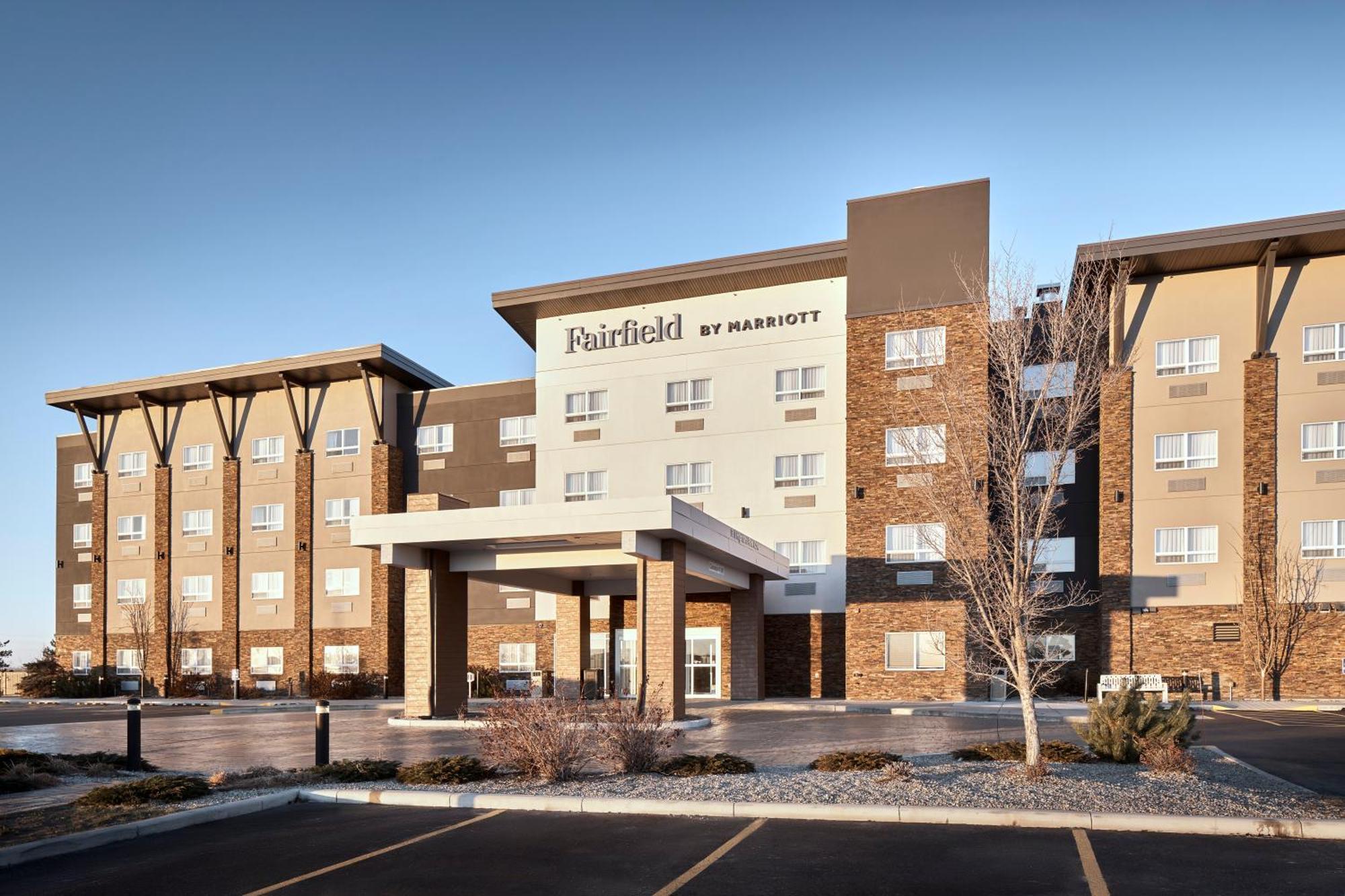 Fairfield Inn & Suites By Marriott Airdrie Exteriör bild